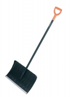 Скрепер снежный ручной Fiskars пластик + дерево, ширина 53 см